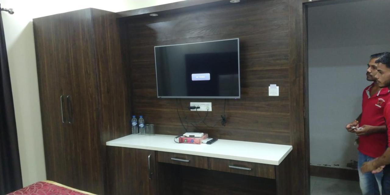 Hotel SS Grand Lucknow Exterior foto