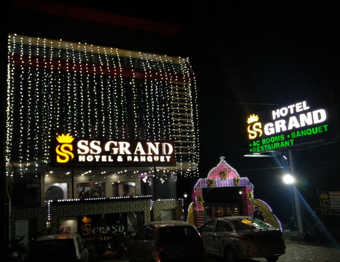Hotel SS Grand Lucknow Exterior foto